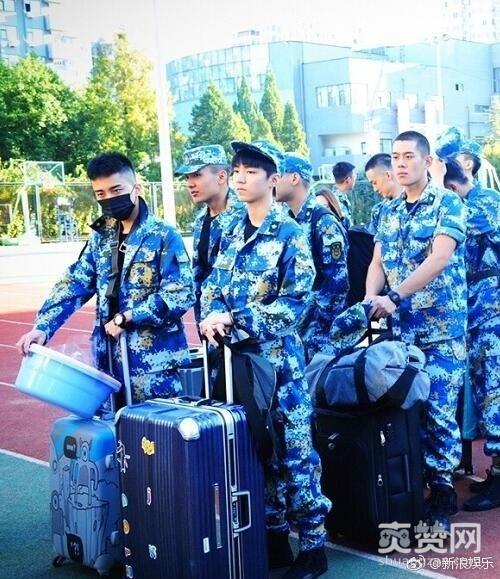 王俊凯军训照曝光,王俊凯,军训,爽赞网