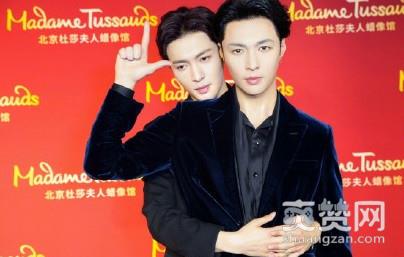 张艺兴蜡像揭幕，网友：这是我见过最像的
