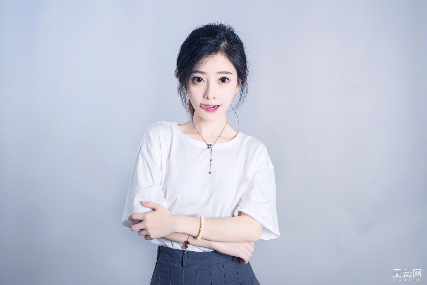 斗鱼TV,冯提莫,爽赞网